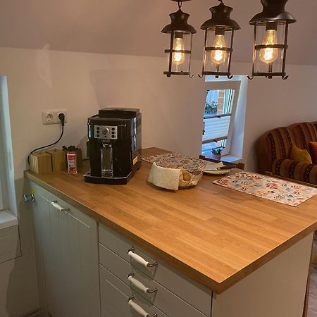 Ferienwohnung Gulfhaus, Mit Sauna Und Grossem Garten Apen Exterior foto